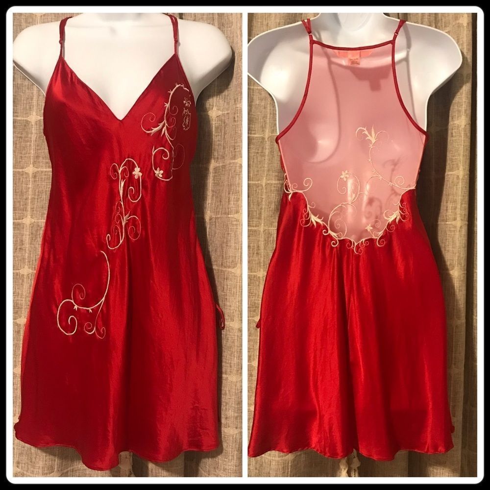 VS VTG 100% Silk Mini Slip Dress Nightie Chemise Red Embroidered Small Y2K